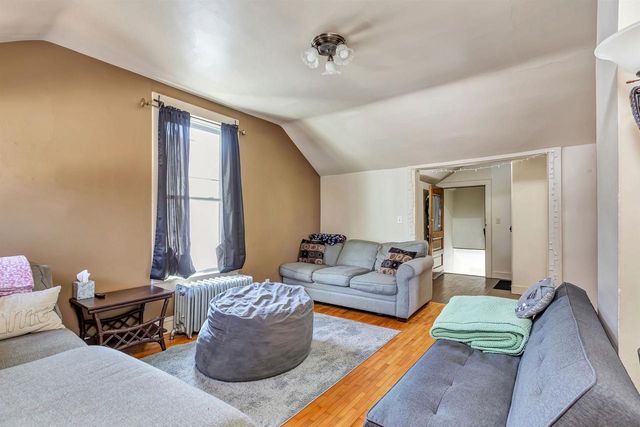 514 W IRVING AVENUE, Oshkosh, WI 54901