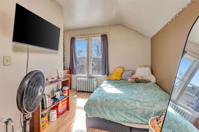 514 W IRVING AVENUE, Oshkosh, WI 54901