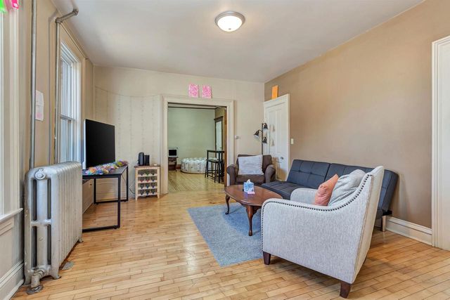 514 W IRVING AVENUE, Oshkosh, WI 54901