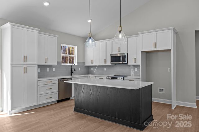 2287 Lee Lawing Road, Lincolnton, NC 28092