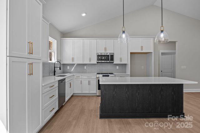 2287 Lee Lawing Road, Lincolnton, NC 28092