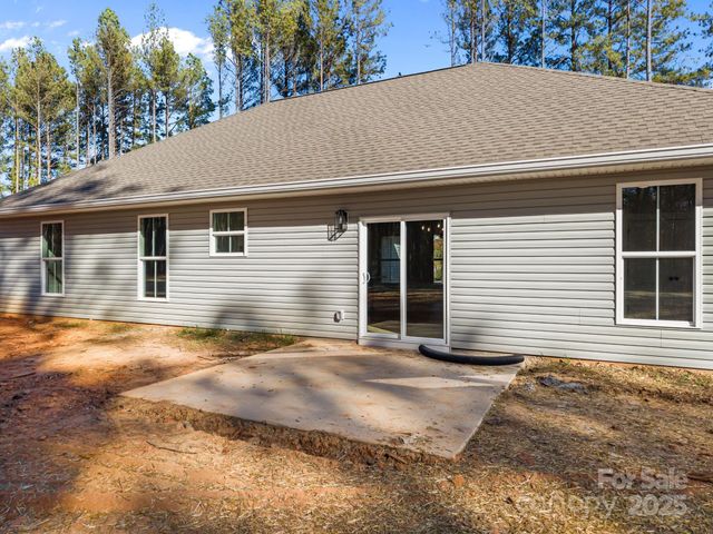 2287 Lee Lawing Road, Lincolnton, NC 28092