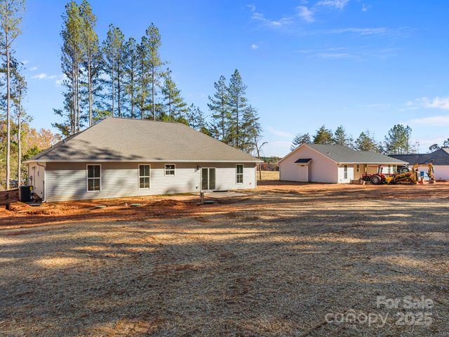 2287 Lee Lawing Road, Lincolnton, NC 28092