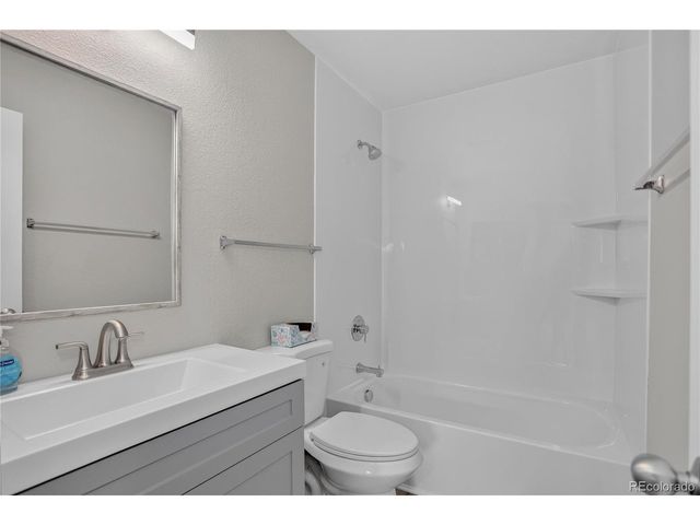 7740 W 35th Ave 302, Wheat Ridge, CO 80033
