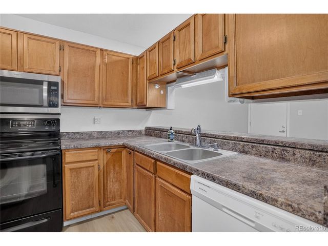 7740 W 35th Ave 302, Wheat Ridge, CO 80033