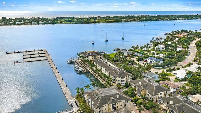 3920 N Flagler Drive 301, West Palm Beach, FL 33407