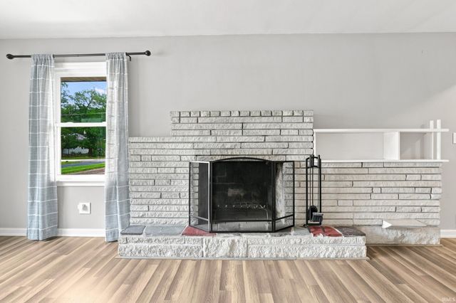 927 Louisedale Drive, Fort Wayne, IN 46808