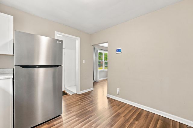 927 Louisedale Drive, Fort Wayne, IN 46808