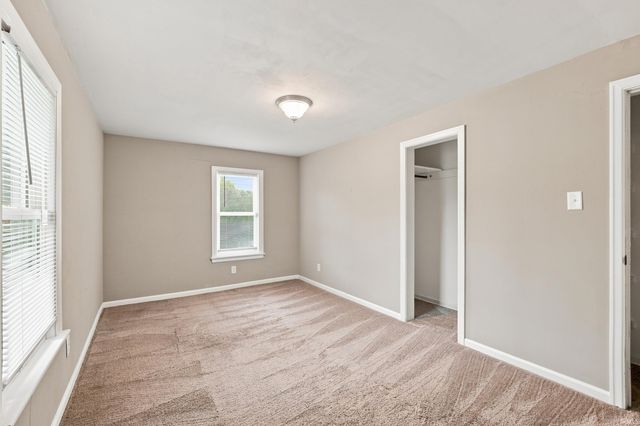927 Louisedale Drive, Fort Wayne, IN 46808