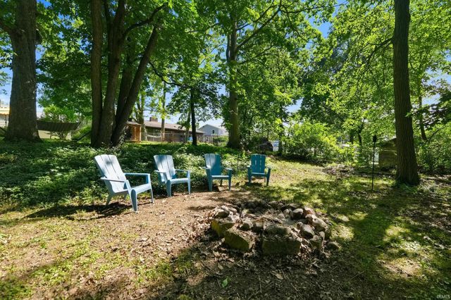 927 Louisedale Drive, Fort Wayne, IN 46808