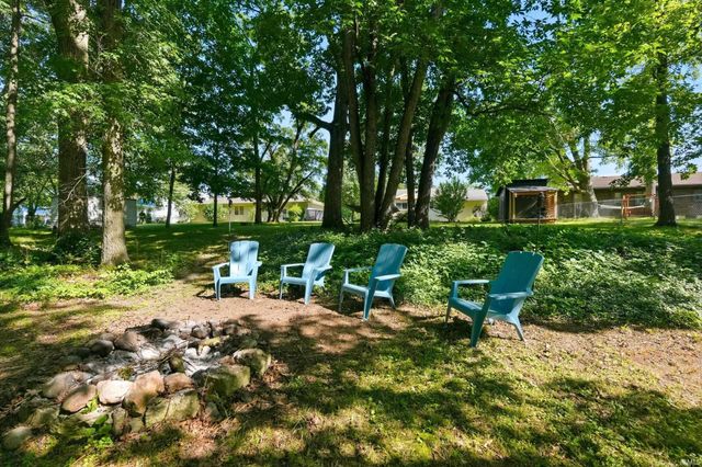 927 Louisedale Drive, Fort Wayne, IN 46808