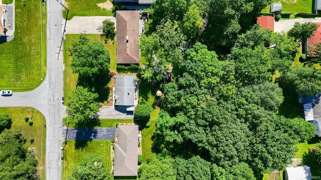 927 Louisedale Drive, Fort Wayne, IN 46808