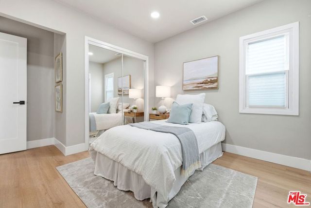 6015 Keniston Avenue, Los Angeles, CA 90043