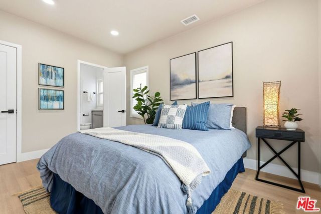 6015 Keniston Avenue, Los Angeles, CA 90043