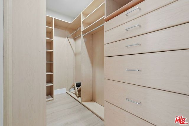 6015 Keniston Avenue, Los Angeles, CA 90043