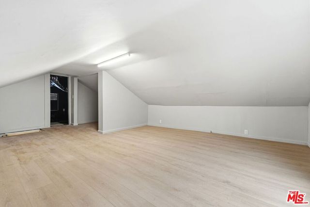 6015 Keniston Avenue, Los Angeles, CA 90043