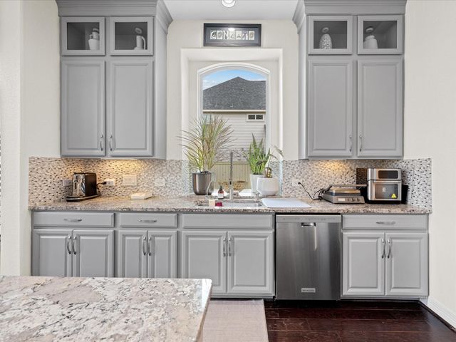 10414 Roseate Skimmer, Conroe, TX 77385