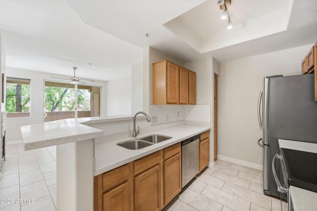 3830 E LAKEWOOD Parkway E 3014, Phoenix, AZ 85048