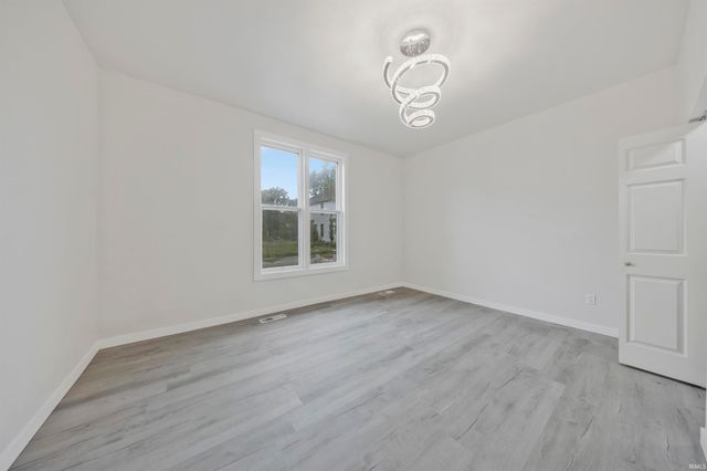 440 S Bedford Avenue, Evansville, IN 47713