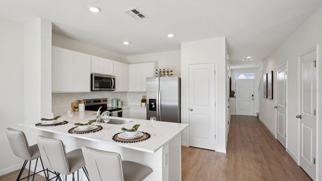6609 S RICHARD AVENUE, Tampa, FL 33616