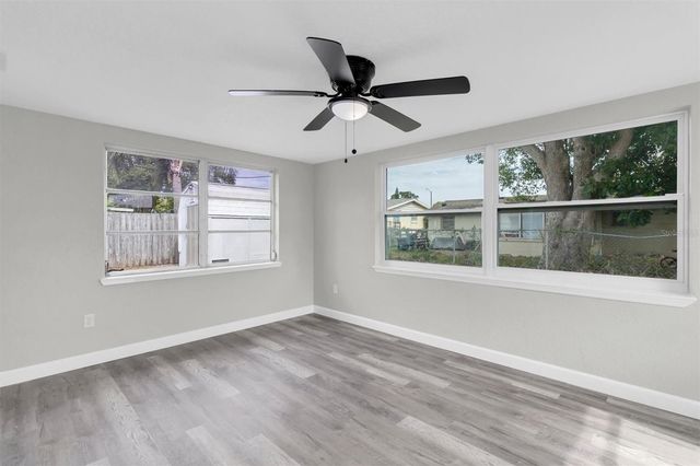 6111 11TH AVENUE, New Port Richey, FL 34653