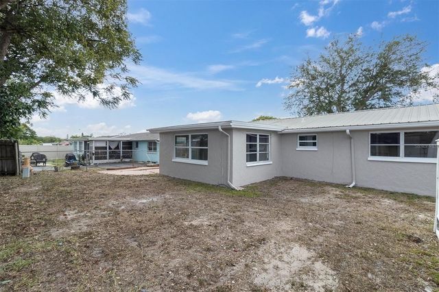 6111 11TH AVENUE, New Port Richey, FL 34653