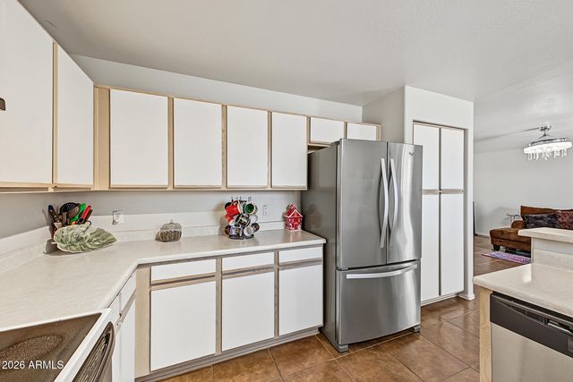 12930 W CHERRY HILLS Drive, El Mirage, AZ 85335