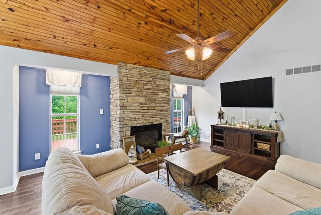 156 Barren River Boulevard, Georgetown, KY 40324