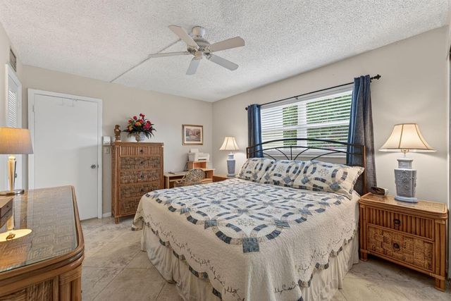 101 NW 76th Avenue 102, Margate, FL 33063