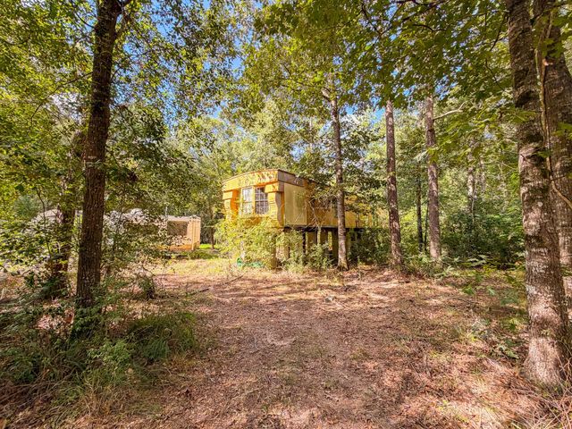 19124 Leicester, New Caney, TX 77357