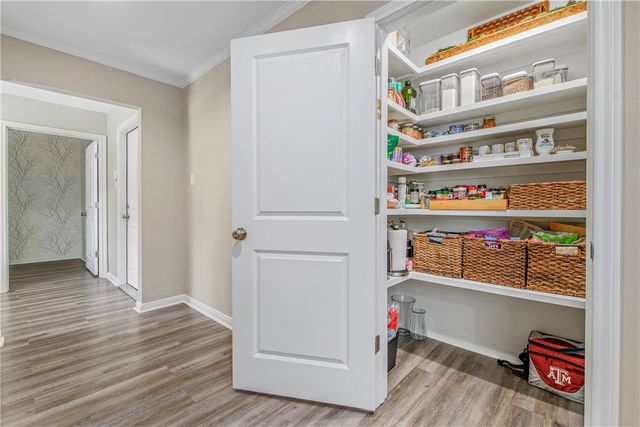 2308 Morningside Drive, Bryan, TX 77802