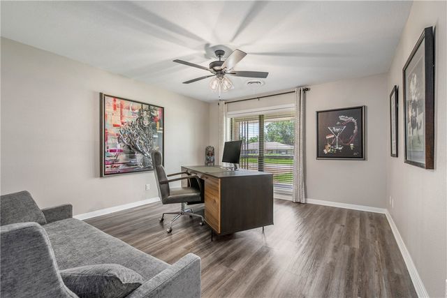2308 Morningside Drive, Bryan, TX 77802