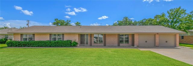 2308 Morningside Drive, Bryan, TX 77802