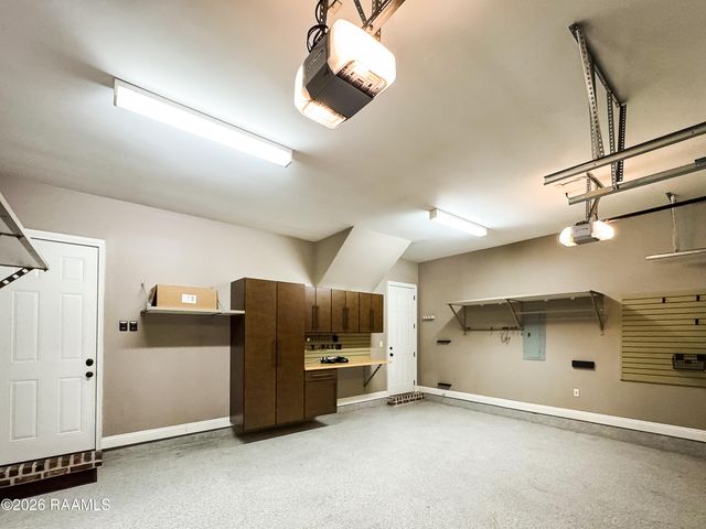 405 Habitat Ridge Drive, Broussard, LA 70518