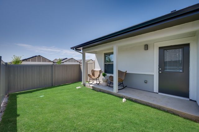 579 LLOYDS ROAD 917B, Little Elm, TX 75068