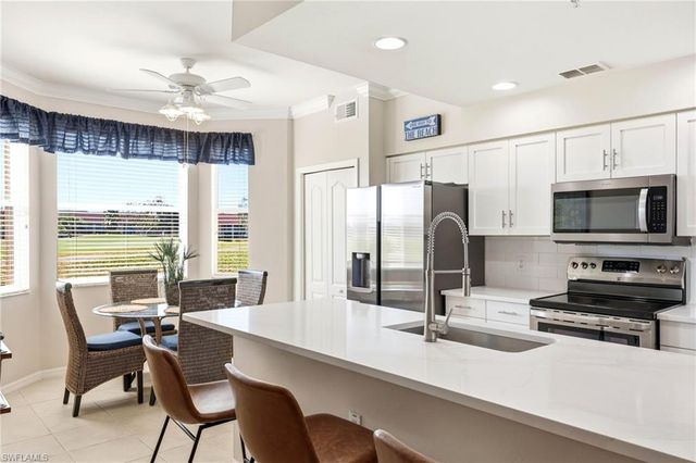 2700 Cypress Trace CIR 3112, Naples, FL 34119