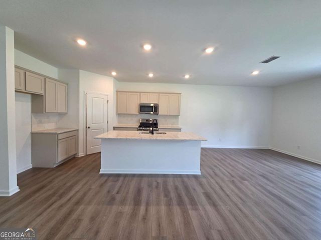 7297 Eton Lane, Locust Grove, GA 30248