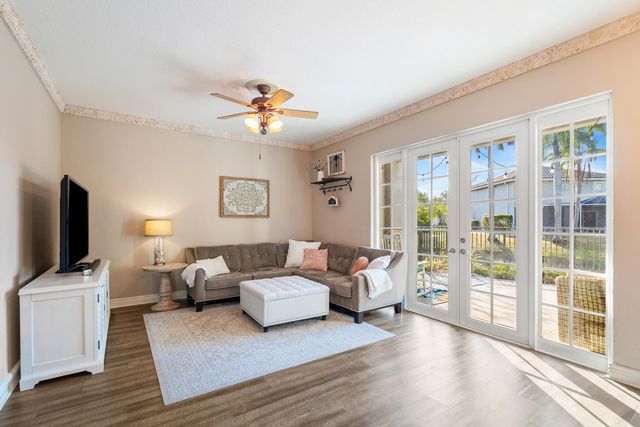 4948 NW 57th Lane, Coral Springs, FL 33067