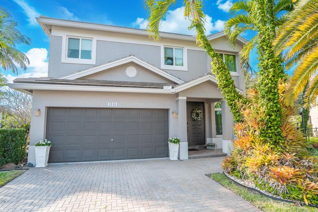 4948 NW 57th Lane, Coral Springs, FL 33067