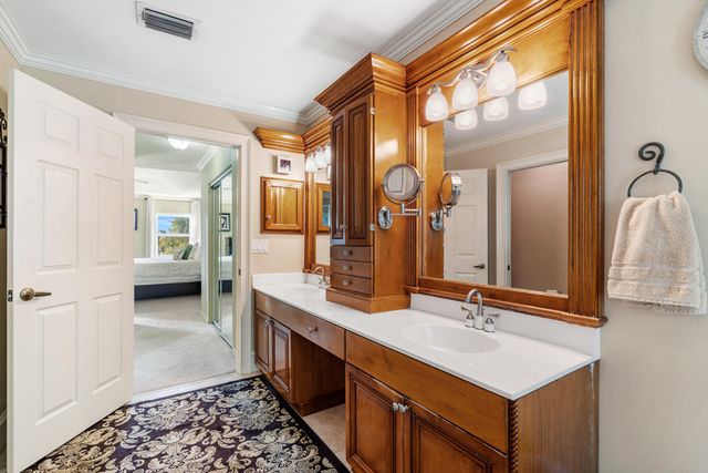 4948 NW 57th Lane, Coral Springs, FL 33067