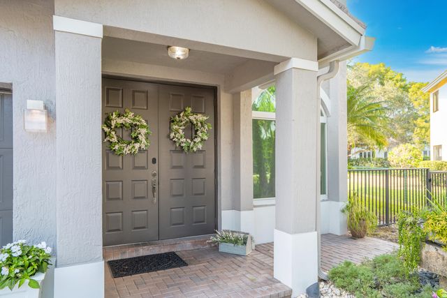 4948 NW 57th Lane, Coral Springs, FL 33067