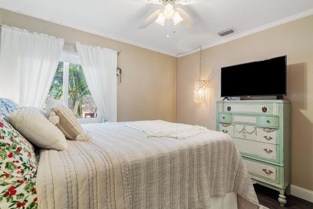 4948 NW 57th Lane, Coral Springs, FL 33067