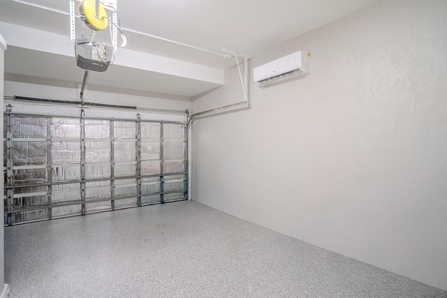 4948 NW 57th Lane, Coral Springs, FL 33067