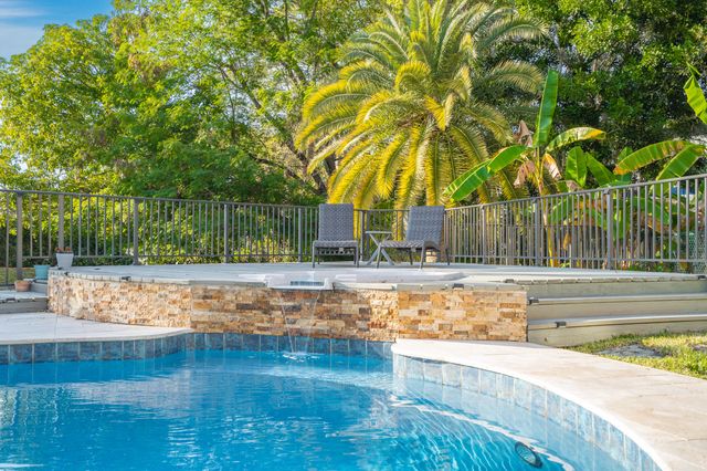 4948 NW 57th Lane, Coral Springs, FL 33067