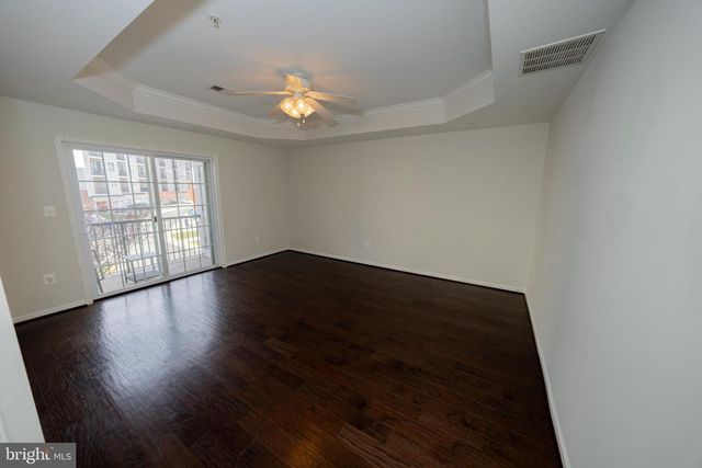 23579 BELVOIR WOODS TER, Ashburn, VA 20148