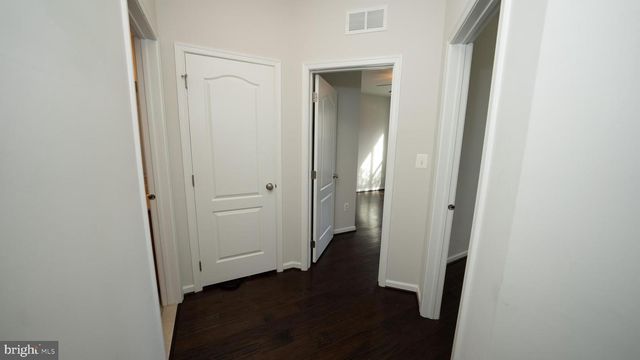 23579 BELVOIR WOODS TER, Ashburn, VA 20148