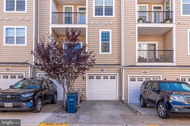 23579 BELVOIR WOODS TER, Ashburn, VA 20148