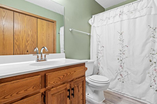 11177 Edgewood Circle N, Champlin, MN 55316