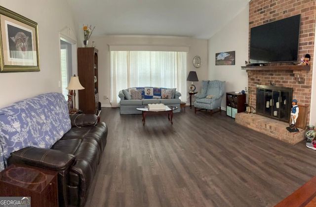 533 Breezy Drive SW, Marietta, GA 30064
