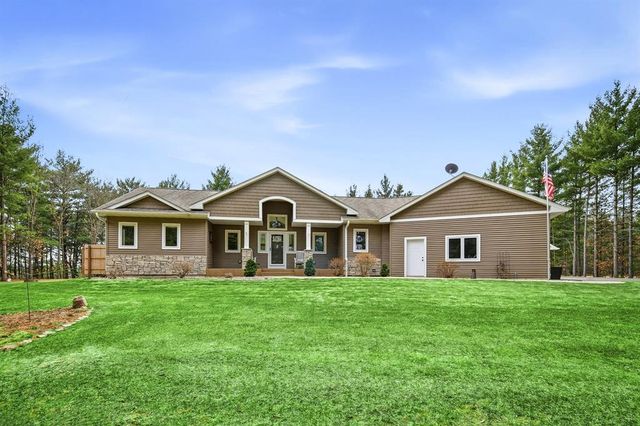 909 Thistle Lane, Eau Claire, WI 54703